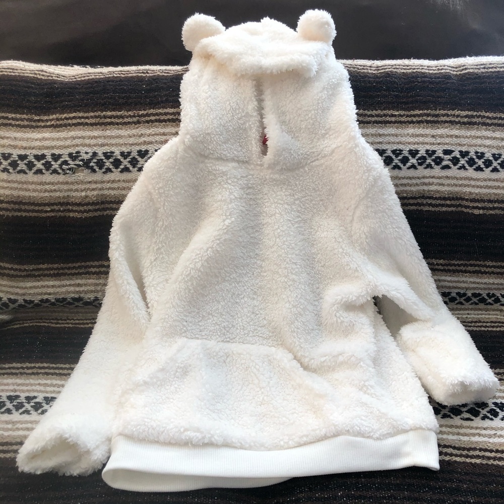 Women’s teddy sweatshirt